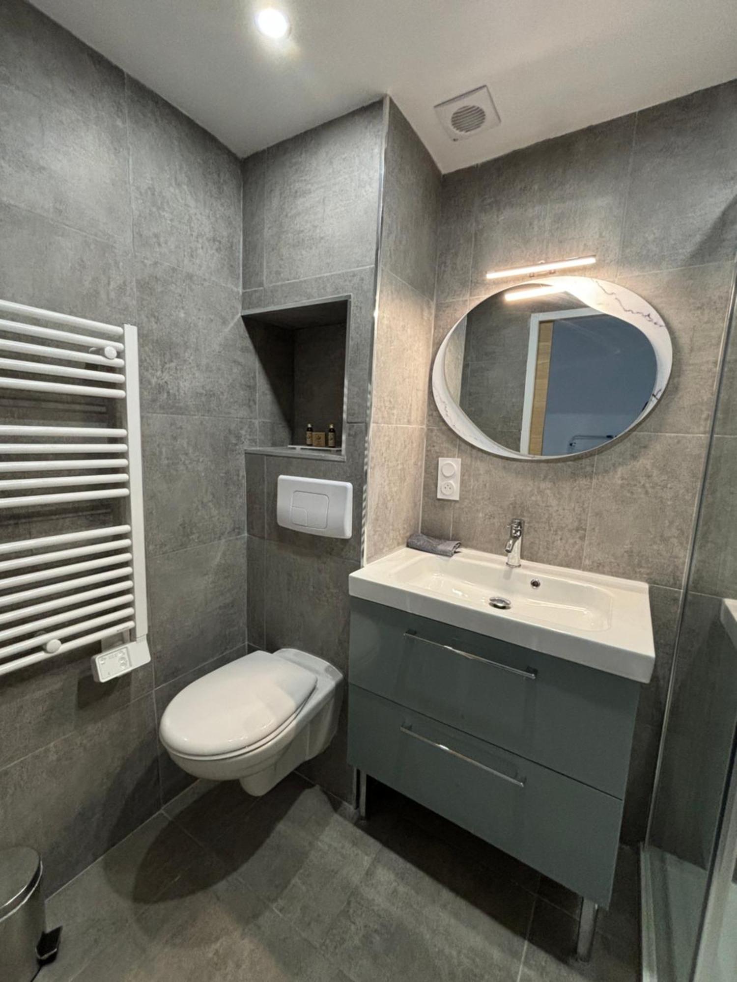 Studio Spacieux Avec Patio En Centre Ville Cavalaire-sur-Mer Kültér fotó