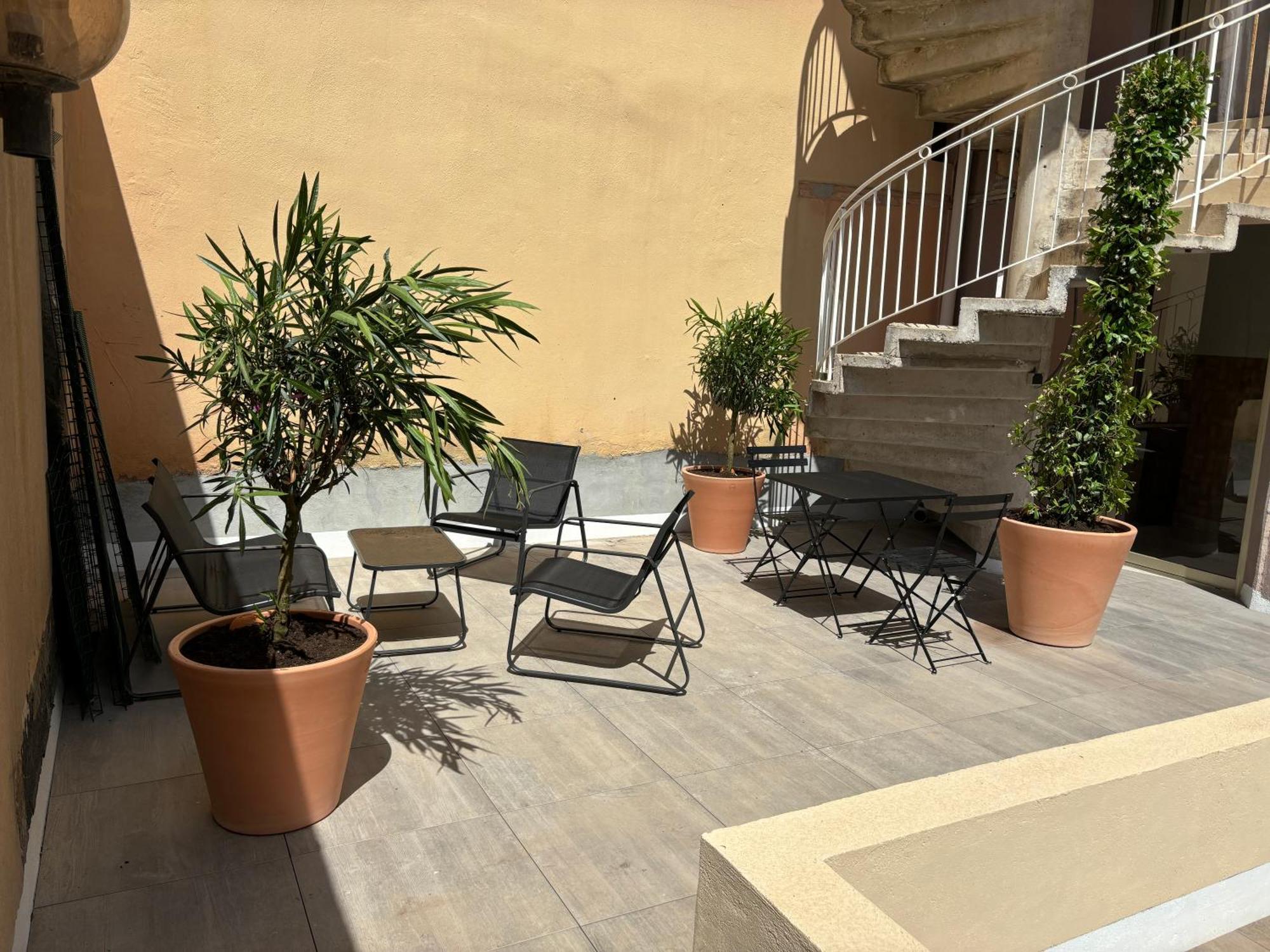 Studio Spacieux Avec Patio En Centre Ville Cavalaire-sur-Mer Kültér fotó